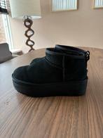UGG Platform Ultra Mini - Goede Staat, Kleding | Dames, Schoenen, Zwart, Lage of Enkellaarzen, Ophalen of Verzenden, Zo goed als nieuw