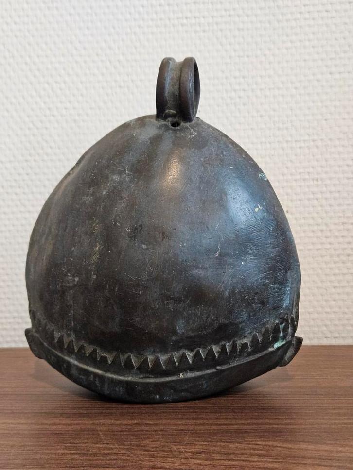 Antieke bronzen Indische bel koebel ossenbel Indonesië brons, Antiek en Kunst, Antiek | Koper en Brons, Ophalen of Verzenden