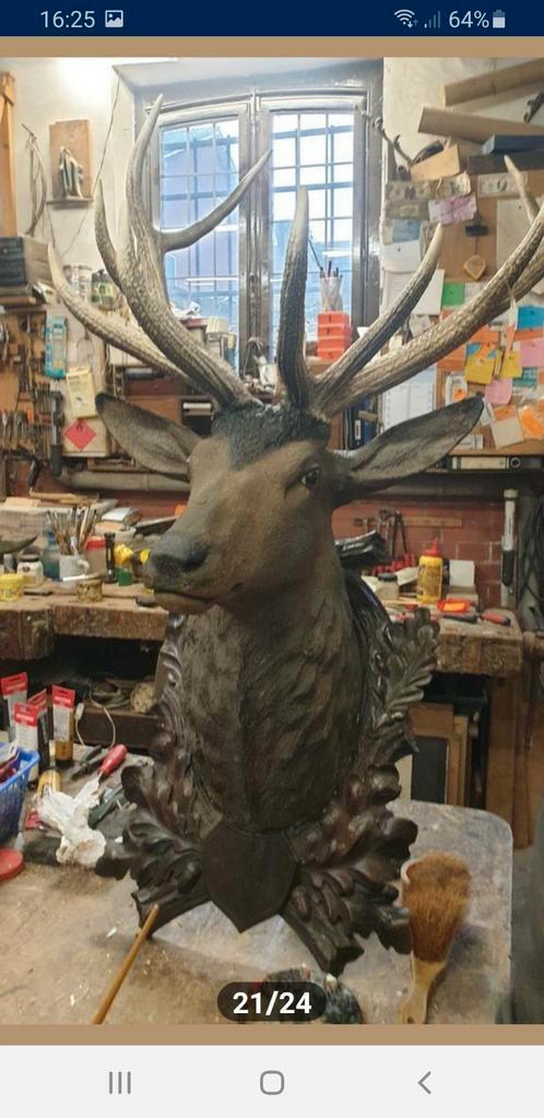 Gezocht aparte stukken black forest of zwarte woud snijwerk, Antiek en Kunst, Kunst | Beelden en Houtsnijwerken, Ophalen