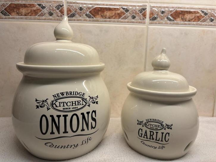 Uien & Knoflook Potten Newbridge, Antiek en Kunst, Curiosa en Brocante, Ophalen of Verzenden
