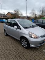 Honda Jazz 1.2 I S 2005 Grijs, Auto's, Honda, Voorwielaandrijving, 450 kg, 40 €/maand, 4 cilinders