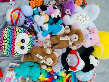 Knuffels beschikbaar voor biedingen