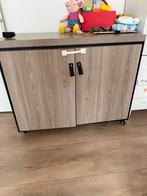 Commodekast met deuren, Huis en Inrichting, Kasten | Kledingkasten, Ophalen, Gebruikt, 100 tot 150 cm, 100 tot 150 cm