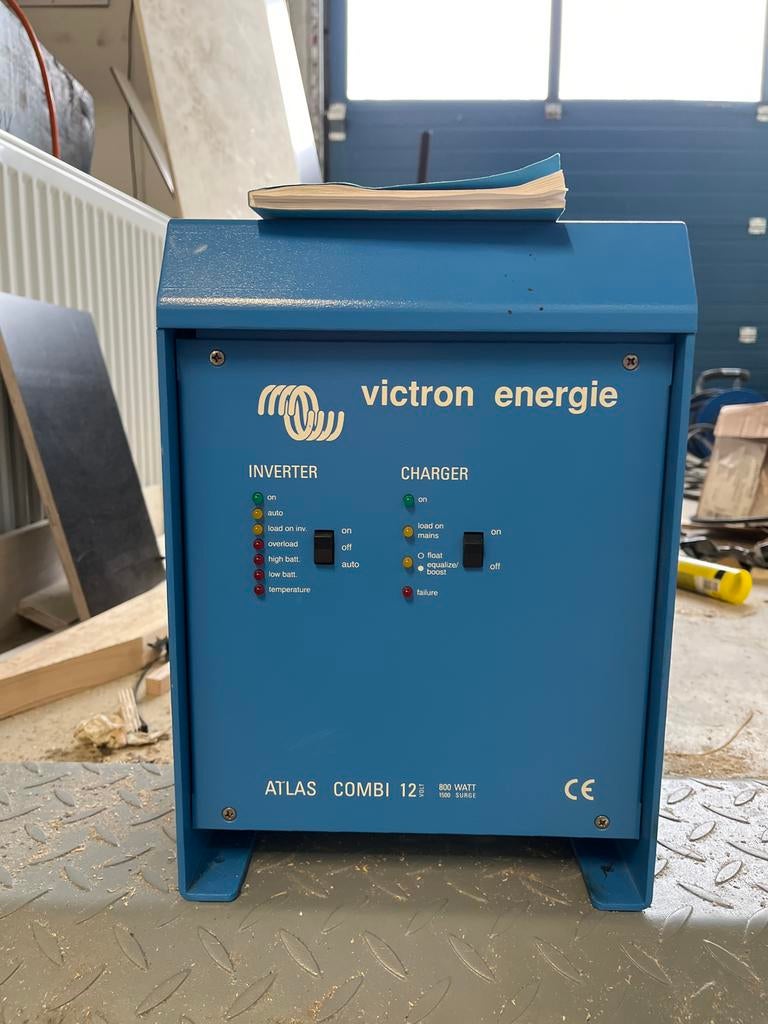 Victron Combi 12/800 Omvormer/Lader, Ophalen of Verzenden, Gebruikt, Motor en Techniek