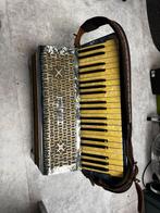 Hohner Tango III Accordeon - Klassieker!, Muziek en Instrumenten, Accordeons, Gebruikt, Met riemen, Overige formaten, Hohner