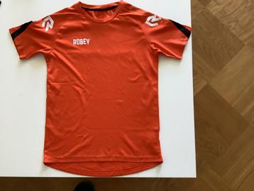 Sportshirt gymnasium Novum Voorburg, mt 152 beschikbaar voor biedingen