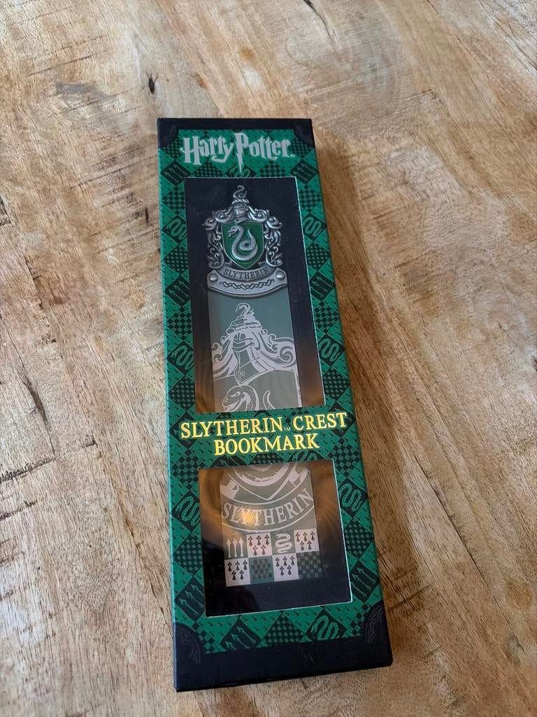 Slytherin Crest Harry Potter Boekenlegger - nieuw, Verzamelen, Harry Potter, Ophalen, Nieuw, Gebruiksvoorwerp