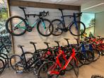 Nieuwe pinarello nodig / bij ons scherpe prijzen .., Carbon, Nieuw, Meer dan 20 versnellingen, 53 tot 57 cm