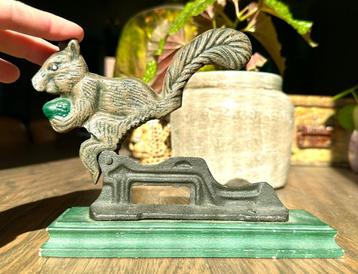 Notenkraker Vintage Eekhoorn eikel gietijzer dier curiosa beschikbaar voor biedingen