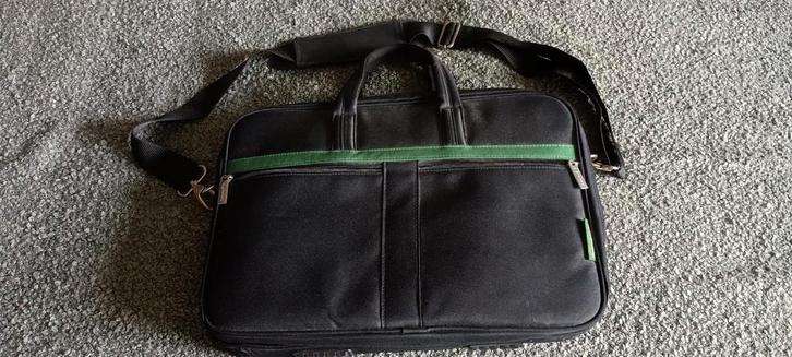 Heineken Laptoptas / Schoudertas, Computers en Software, Laptoptassen, Zo goed als nieuw, 15 inch, Ophalen of Verzenden