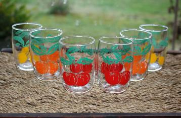 zes limonade-/sapglaasjes rood oranje geel retro beschikbaar voor biedingen