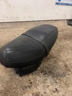 Zip sp98 zadel, Ophalen of Verzenden, Zo goed als nieuw, Zadel, Piaggio