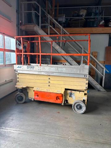 JLG 3246 ES hoogwerker 12m (bj 2014) beschikbaar voor biedingen