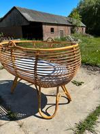 Vintage rotan wiegje inc. Matrasje, Kinderen en Baby's, Babywiegjes en Ledikanten, Ophalen, Gebruikt, Wieg
