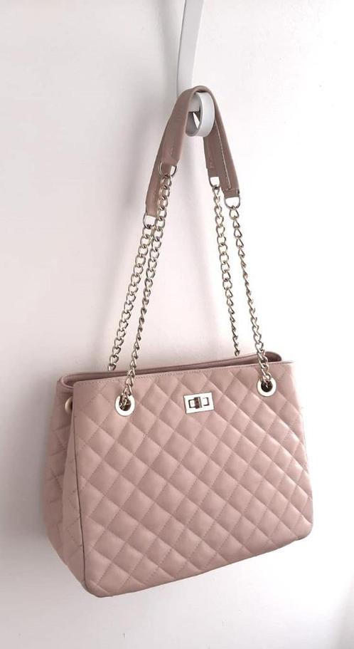 Leren tas in poederroze van Vera Pelle Italy, Sieraden, Tassen en Uiterlijk, Tassen | Damestassen, Gebruikt, Schoudertasje, Roze