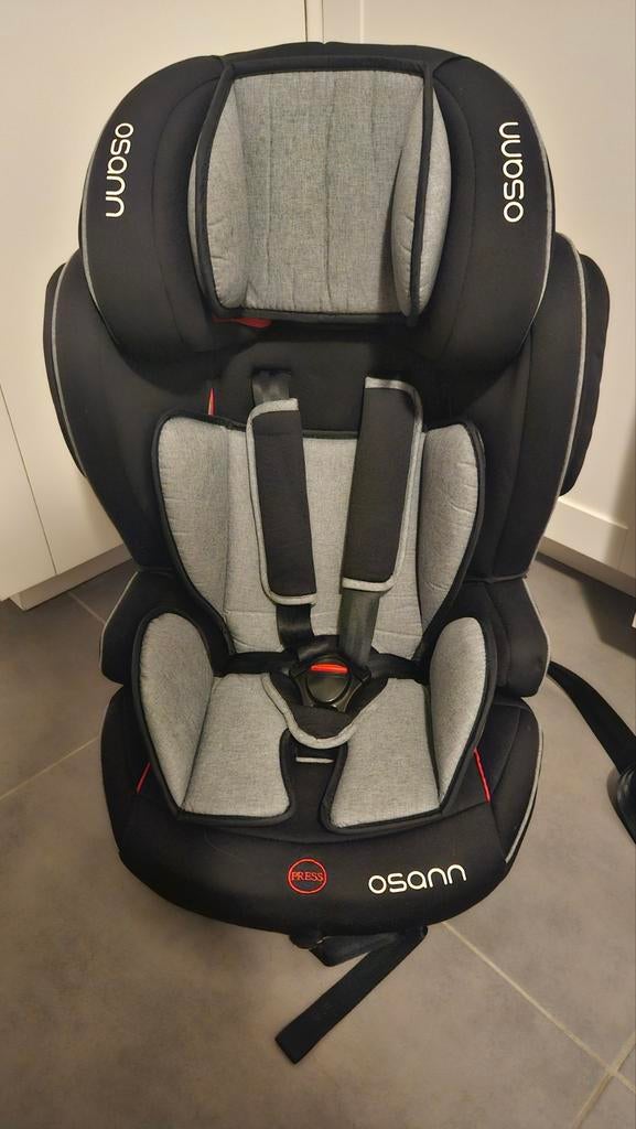 Osann Flux autostoel 9-36kg Isofix Zwart/ Grijs, Kinderen en Baby's, Autostoeltjes, Verstelbare rugleuning, Zo goed als nieuw