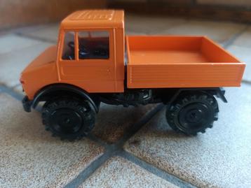 Unimog U 1500 Mercedes Benz 1:50 beschikbaar voor biedingen