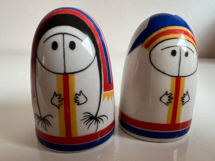 Vintage Arabia Peper Zoutstel ‘Sami’ Lapland Esteri Tomula, Antiek en Kunst, Antiek | Servies los, Ophalen of Verzenden