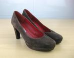 Lia Staring suède hoge hakken pumps bruine mt 38 ZGAN, Pumps, Bruin, Ophalen of Verzenden, Zo goed als nieuw