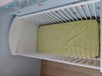 Babybedje met matras - 56x115cm, Kinderen en Baby's, Babywiegjes en Ledikanten, Ophalen, Zo goed als nieuw, Ledikant