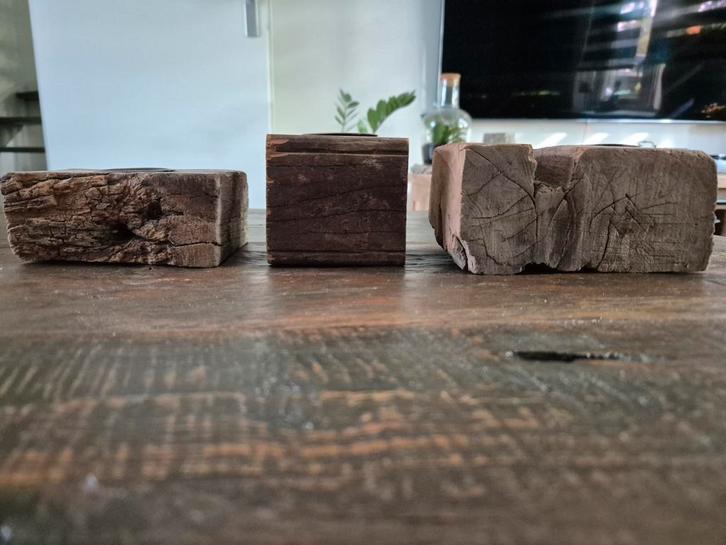 Stoer en Sober Houten Theelichthouders Set, Huis en Inrichting, Woonaccessoires | Kandelaars en Kaarsen, Minder dan 25 cm, Hout