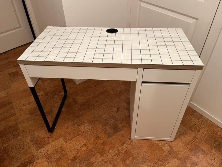 IKEA Micke Kinderbureau, Huis en Inrichting, Bureaus, Gebruikt, Bureau, Ophalen