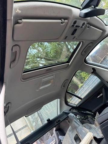 Bmw 3 serie e90 dakhemel en schuifkanteldak lees goed beschikbaar voor biedingen