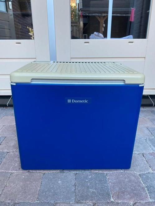 Dometic/Electrolux koelbox 12/230V en gas., Caravans en Kamperen, Kampeeraccessoires, Gebruikt, Ophalen