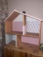 Poppenhuis, Kinderen en Baby's, Speelgoed | Poppenhuizen, Ophalen of Verzenden, Zo goed als nieuw