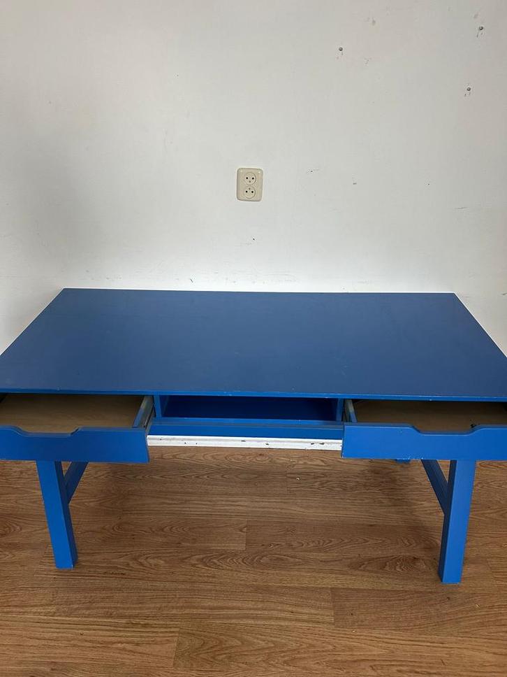 Blauw Houten Bureau, Huis en Inrichting, Bureaus, Gebruikt, Bureau, Ophalen of Verzenden