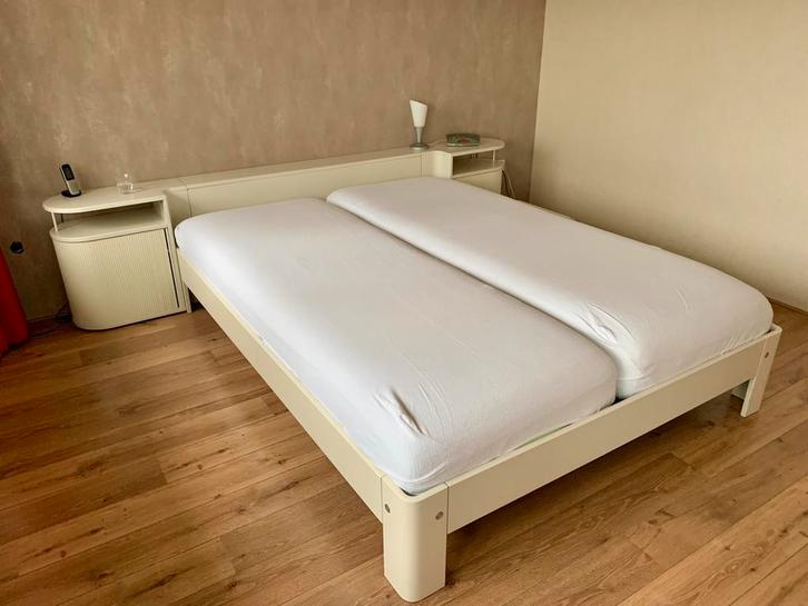Origineel Auping Auronde tweepersoonsbed, met tafel & ombouw, Huis en Inrichting, Slaapkamer | Bedden, Gebruikt, Tweepersoons