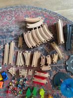 Houten trein (playtive) brandweer, politie, treinstastion, Kinderen en Baby's, Speelgoed | Houten speelgoed, Ophalen of Verzenden