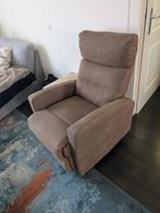 Bruine relaxfauteuil, Huis en Inrichting, Ophalen, Kunststof, Gebruikt, 75 tot 100 cm