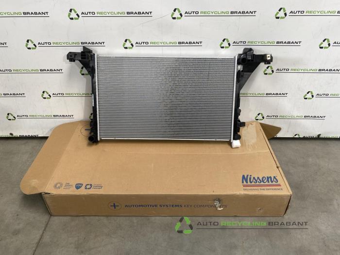Radiateur van een Renault Master, Gebruikt, -, -, Ophalen of Verzenden