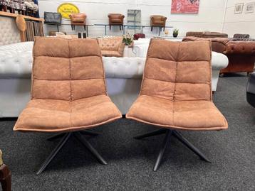 Te koop: 2 trendy draaifauteuils – microleder cognac beschikbaar voor biedingen