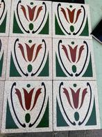 45 st jaren 20-30 antieke tegels met tulp groen/zwart/cognac