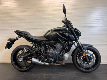Jonge en gave Yamaha MT-07 bj 2021 slechts 1700km! beschikbaar voor biedingen