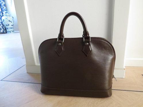 100% originele Louis Vuitton Alma pm in bruin epi leder, Sieraden, Tassen en Uiterlijk, Tassen | Damestassen, Zo goed als nieuw