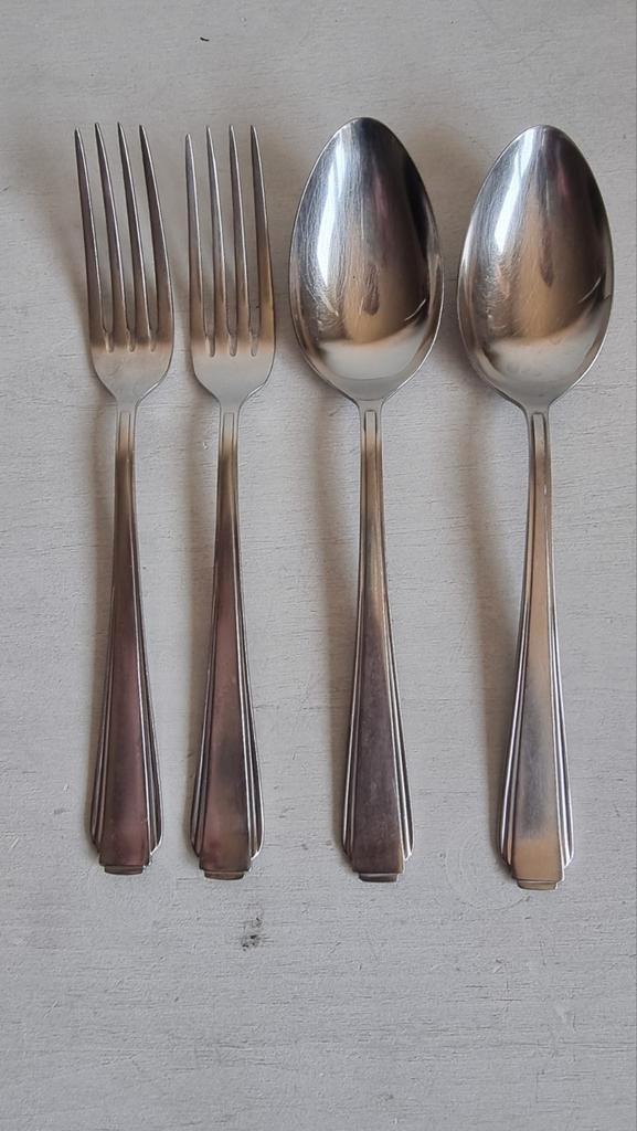 Ander Sola bestek  2 vorken, 2 lepels, Antiek en Kunst, Antiek | Bestek, Ophalen of Verzenden