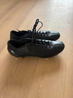 Voetbalschoenen maat 44,5, Maat XS of kleiner, Ophalen of Verzenden, Zo goed als nieuw, Schoenen