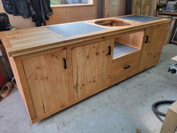Buitenkeuken douglas 245x78x90 beschikbaar voor biedingen