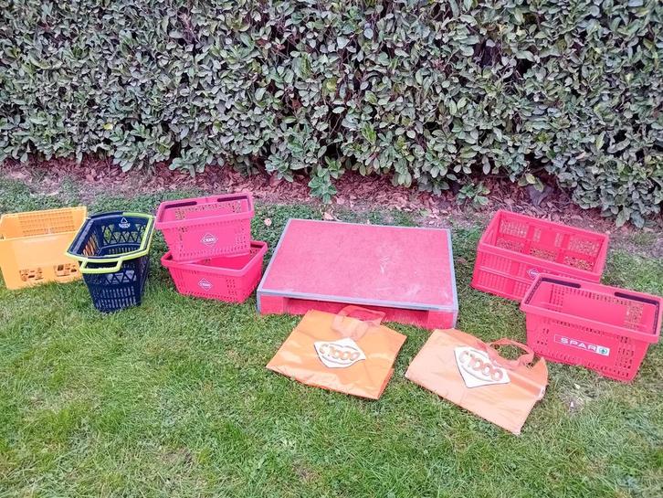 Partij supermarkt artikelen waaronder C1000 en Spar, Verzamelen, Merken en Reclamevoorwerpen, Zo goed als nieuw, Ophalen