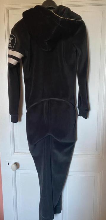 Onepiece Onesie - Maat S limited edition velour goud beschikbaar voor biedingen