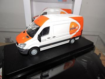 WSI tematoys mercedes sprinter postnl 1:43 beschikbaar voor biedingen
