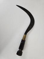 Sikkel, ijzer, messing, hout, Indonesië, begin 20e eeuw, Ophalen of Verzenden