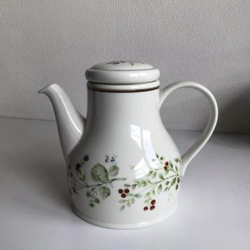 Theepot koffiepot Royal Albert Bitter Sweet Country Garden beschikbaar voor biedingen