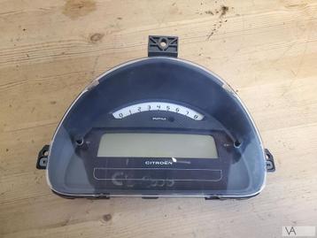 Citroen C2 2002 - 2009 tellerklok cockpit 9660225980 €30 beschikbaar voor biedingen