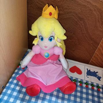 Prinses Peach knuffel 35 cm groot  beschikbaar voor biedingen