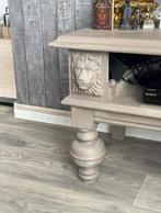 Houten TV Meubel met Leeuwenkoppen, Huis en Inrichting, Kasten | Televisiemeubels, Gebruikt, 100 tot 150 cm, Ophalen of Verzenden