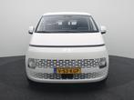 Hyundai Staria 1.6 T-GDI HEV | 3 zitplaatsen | Prijs ex BPM, Auto's, Bestelauto's, Stof, Euro 6, 4 cilinders, Met garantie (alle)